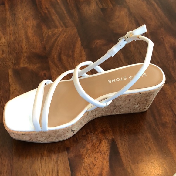 Cute strappy white platform sandals by sun + stone - Picture 3 of 10